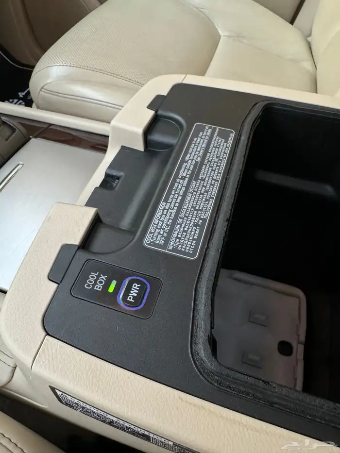 للبيع جيب لكزس LX 570 S 2014 شبه الجديد 51