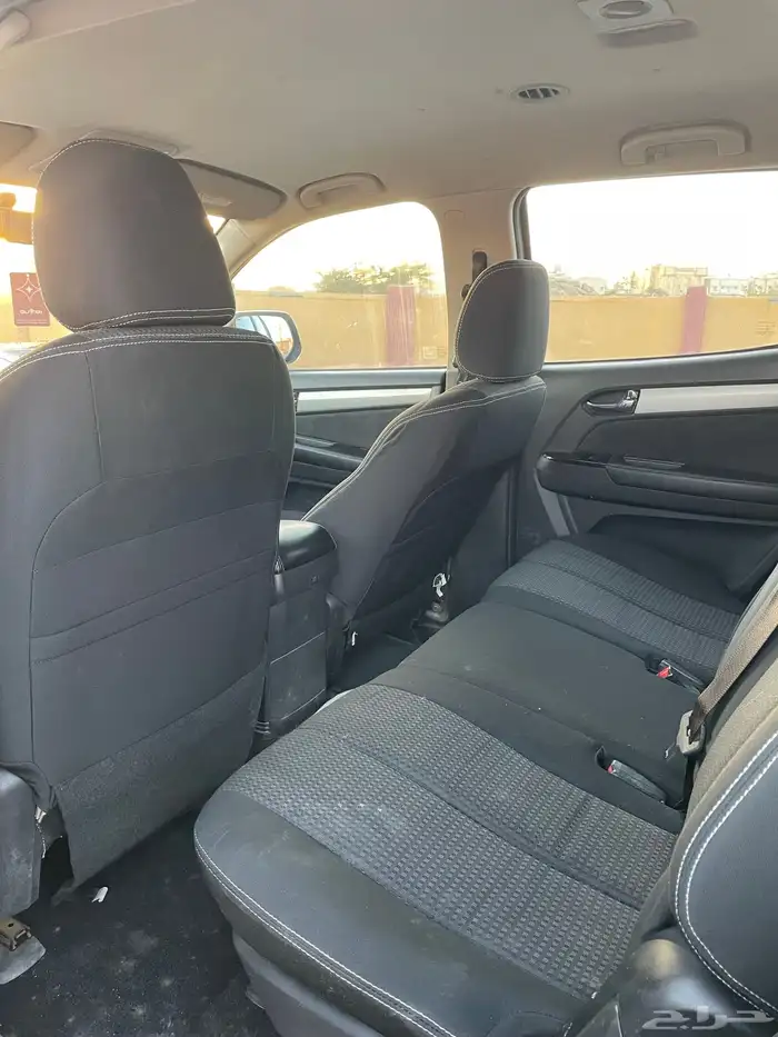 للبيع ايسوزو 2018 MUX اتوماتيك دبل 19