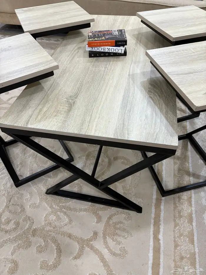 طاولة خدمة 1