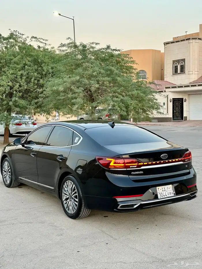 كيا كادينزا 2020 3