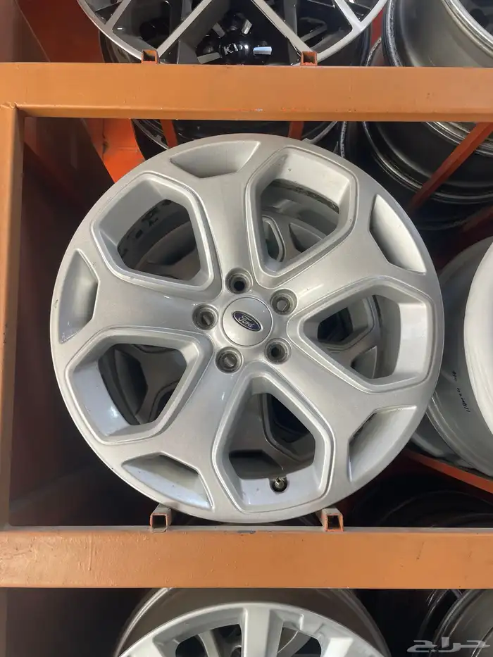 جنوط ايدج فورد موديل 2014 مقاس 18 اصلي وكاله 1