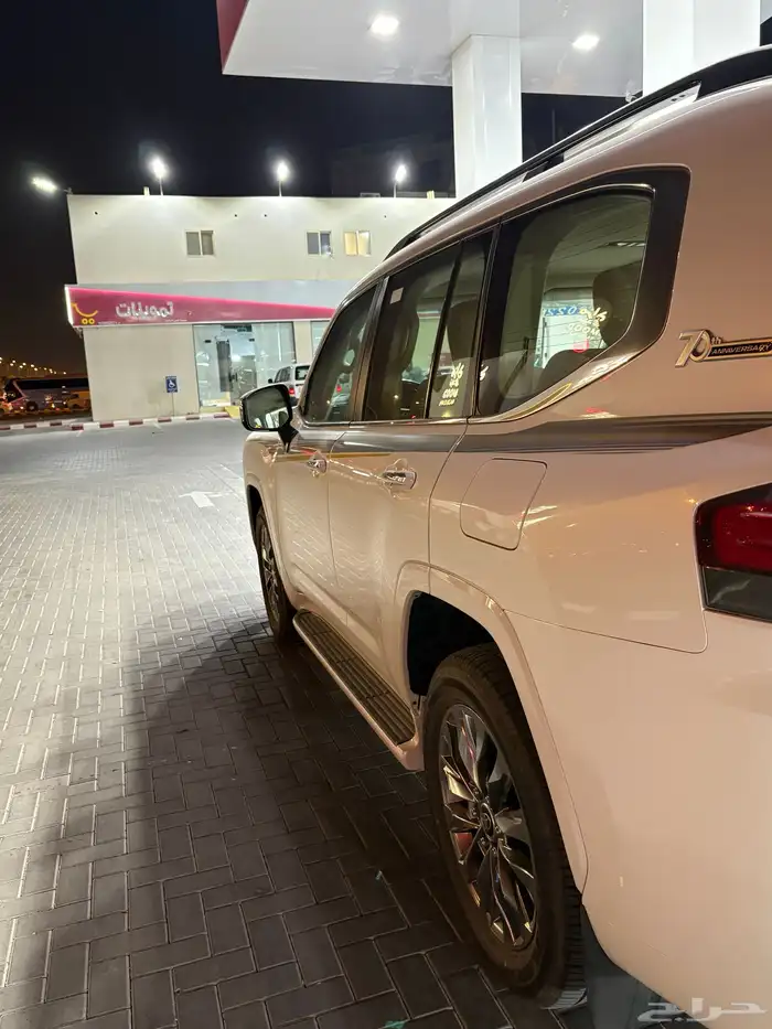 لاندكروزر vx 2022 وارد وليد 7