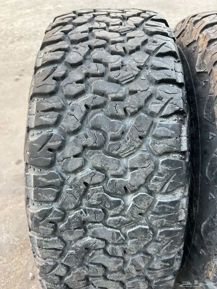 جنوط   ميتود اسود مقاس 17 مع كفرات حجرية تاريخ 23 جمس 34