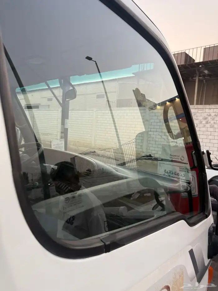 دينا هيونداي 2010 مخزنه 55 الف كيلو 61