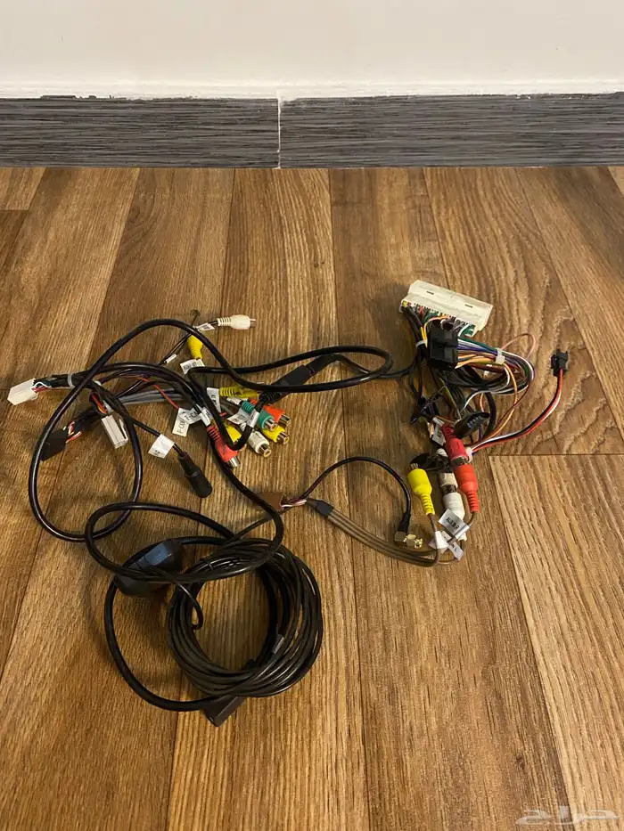 شاشة سيارة توسان 4