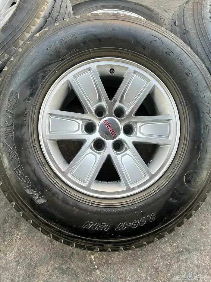 جنوط كويتي جمس سيرا مع كفرات بالون ماكسس 900.17 ت22 1