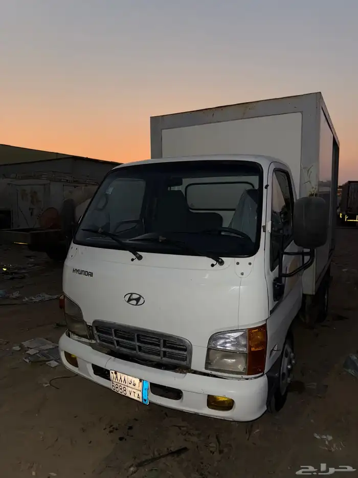 دينا هيونداي 2010 مخزنه 55 الف كيلو 70