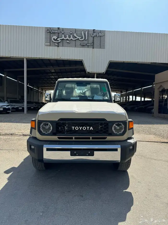 تويوتا شاص 2025 ديزل فل كامل رفرف قير عايدي سعودي جديد 2