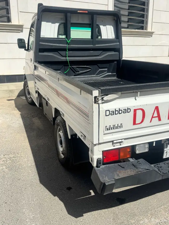 الطائف الحلقه الشرقيه خلف نادي عكاظ دباب داهاتسو 2013 3