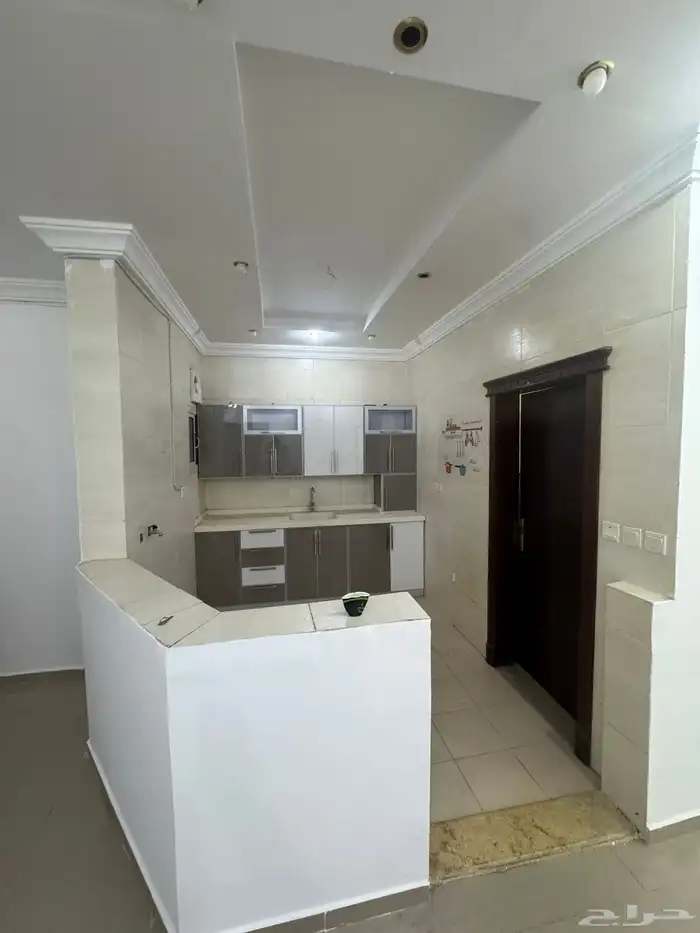 شقة اربع غرف لإيجار فالنزهة 4