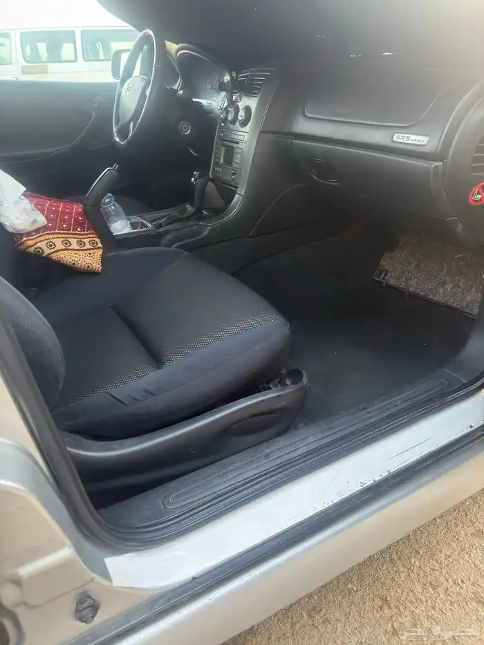 للبيع لومينا 2005 فئة S 7