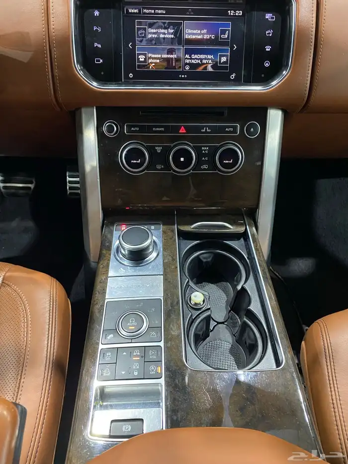 رينج روفر V8 المديل 2015 العدد 269 الف 11