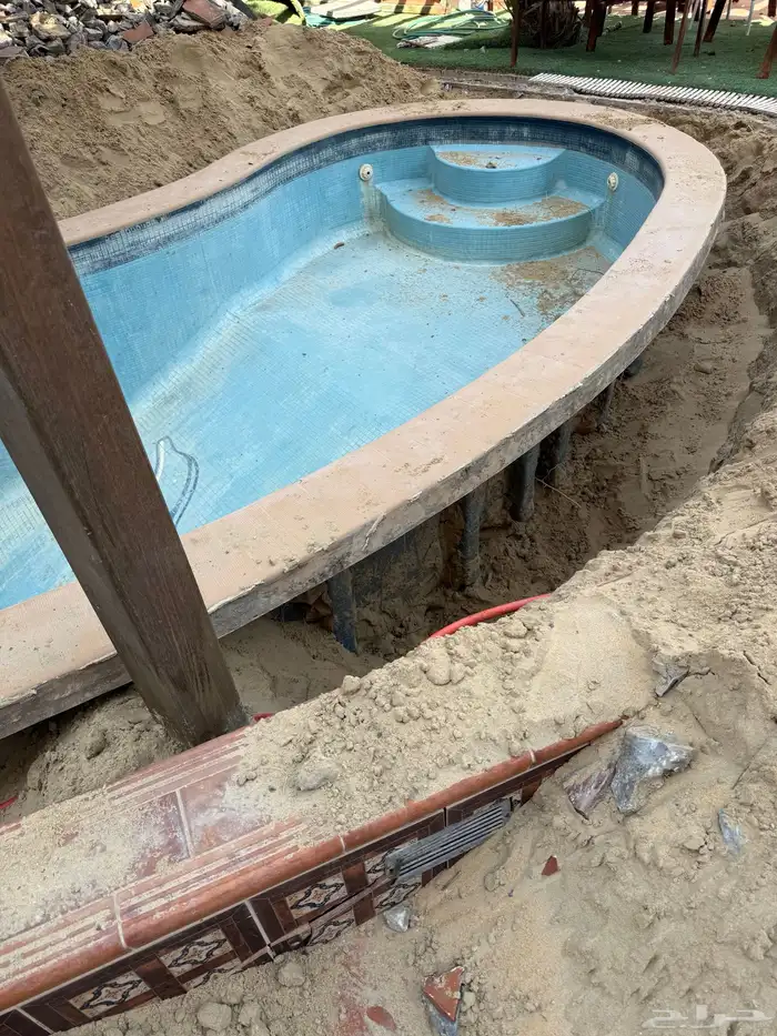 مسبح مع الفلتر والماطور 6