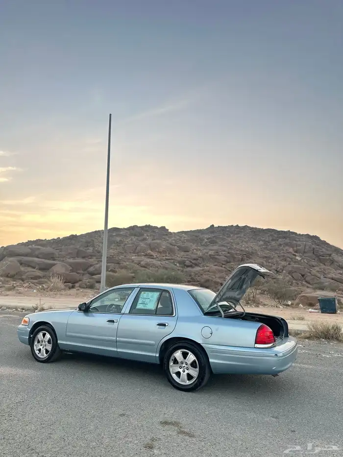 فورد كراون فكتوريا 2004 سعودي على الشرط 14