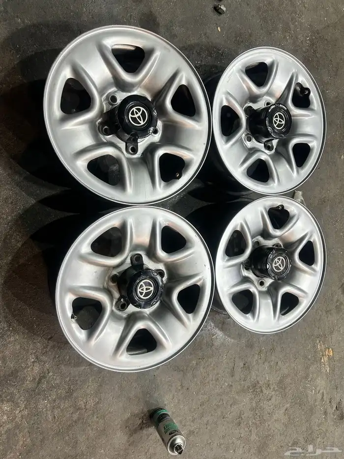 جنوط ديازل لاند كروزر اصلي وكاله  7 انش مع اكواب والصواميل 10