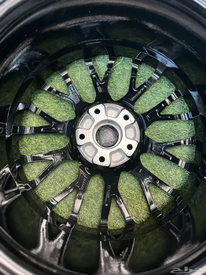 جنوط بورش باناميرا 2022 2024 مقاس 20 جديد 4