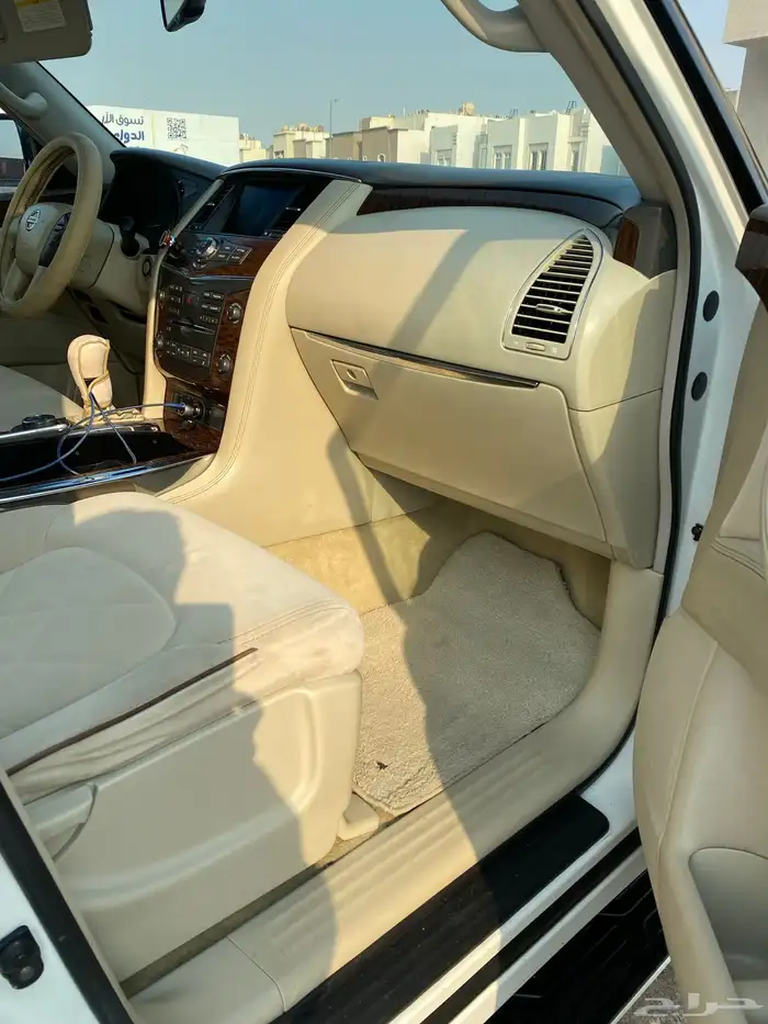 نيسان باترول 2013خالي من الرش ومحركات وكاله ثاني مالك 12