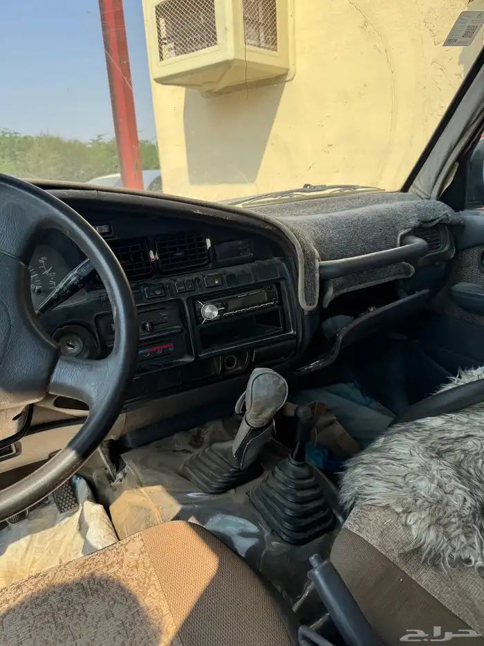 صالون 1992 للبيع قطع فقط 8