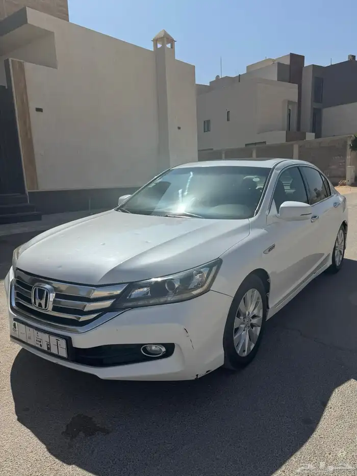 هوندا أكورد 2016 11
