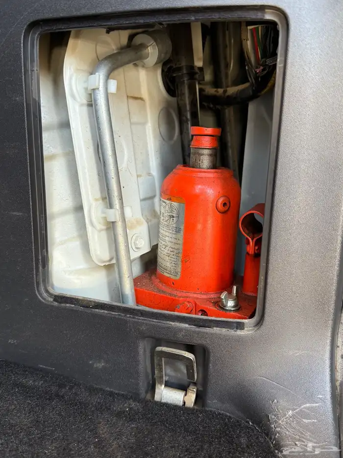 ميتسوبيشي باجيرو ربع 2016 نظيف 19