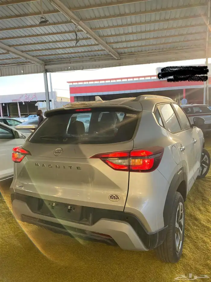 نيسان ماجنايت 2025 دخول ذكي تشغيل بصمة تقييم ممتاز للوقود 2