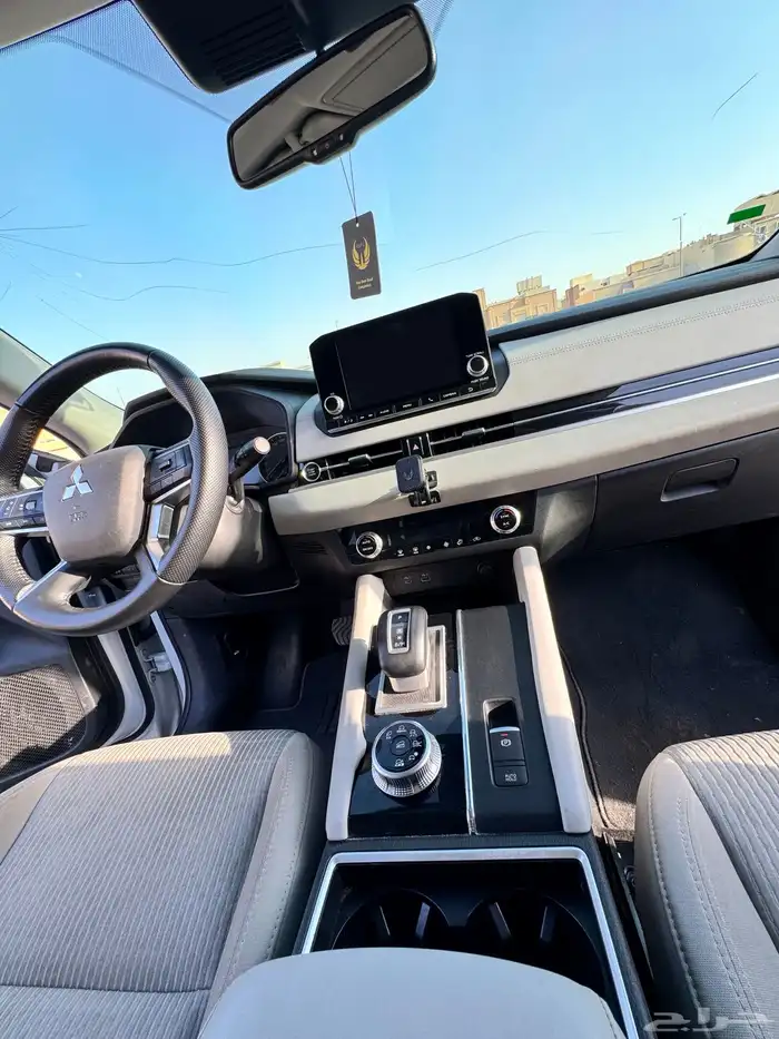 اوتلاندر 2023 الممشى 39000 13