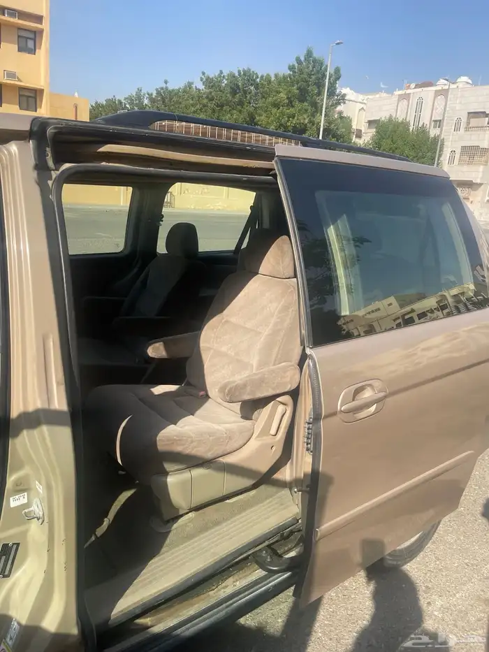 للبيع سيارة هوندا اوديسي 11