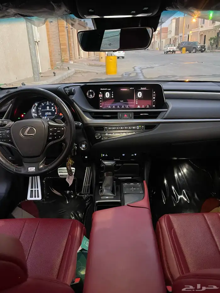 لكزس 350 F SPORT المالك الاول 2020 9