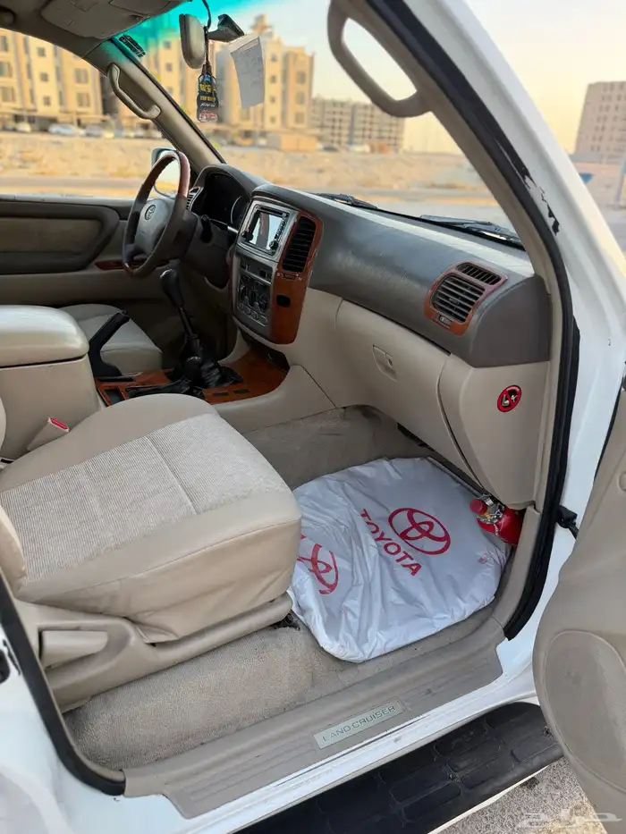 لاندكلوزر 2007 فل كامل قير عادي ونش 23