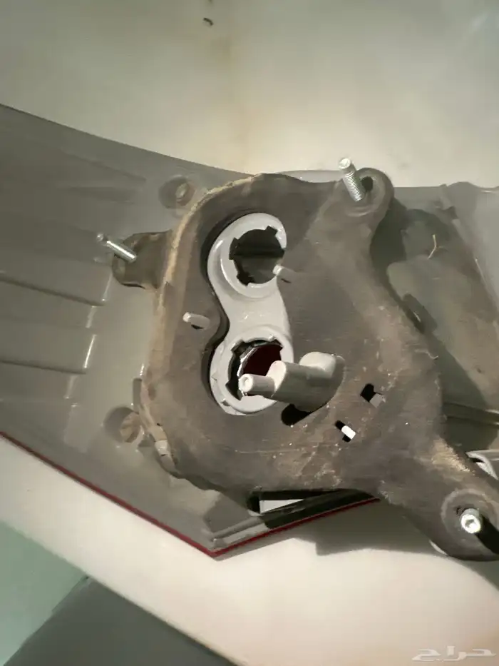 سطب كورولا خلفي يمين 1