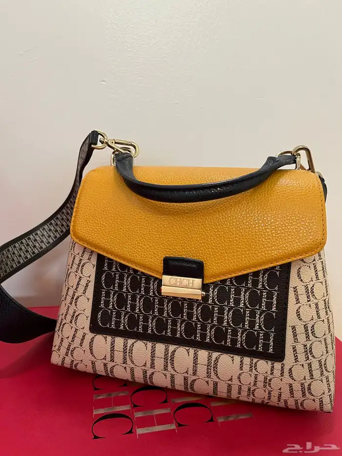 شنطة كارولينا هيريرا 1