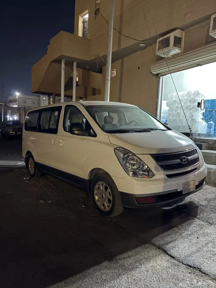 باص هونداي اتش 1 2012 بنزين اوتوماتيك 3