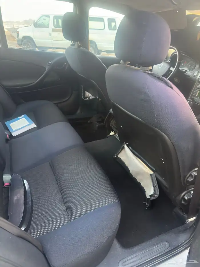 للبيع لومينا 2005 فئة S 9