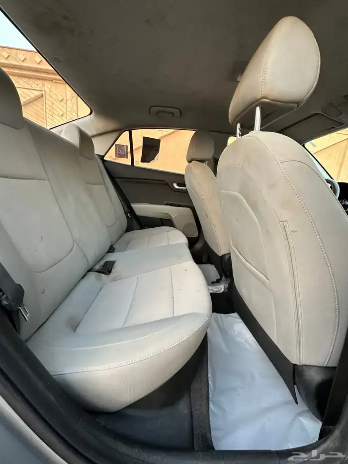 كيا ريو 2023 نص فل نظيف للبيع 11