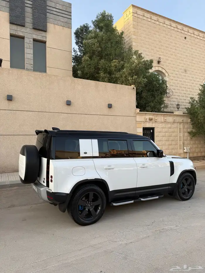 ديفندر موديل 2021 فل كامل 6 سلندر على الضمان وارد الفردان 1