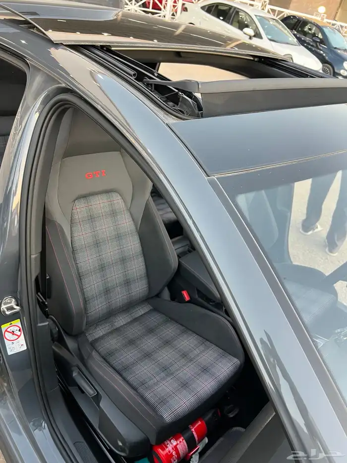 فولكس واجن جولف GTI 2024 شبة اصفار اخو الجديد 11