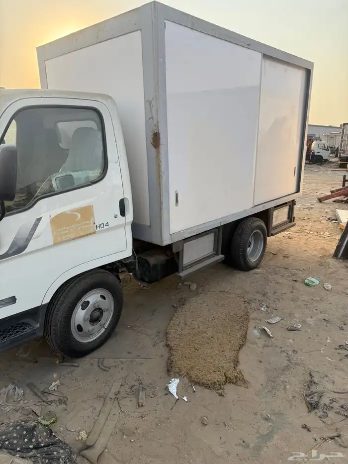 دينا هيونداي 2010 مخزنه 55 الف كيلو 0