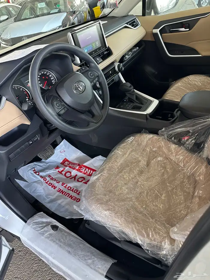 راف فور XLE 2.0 فتحه بصمه دبل موديل 2025 8