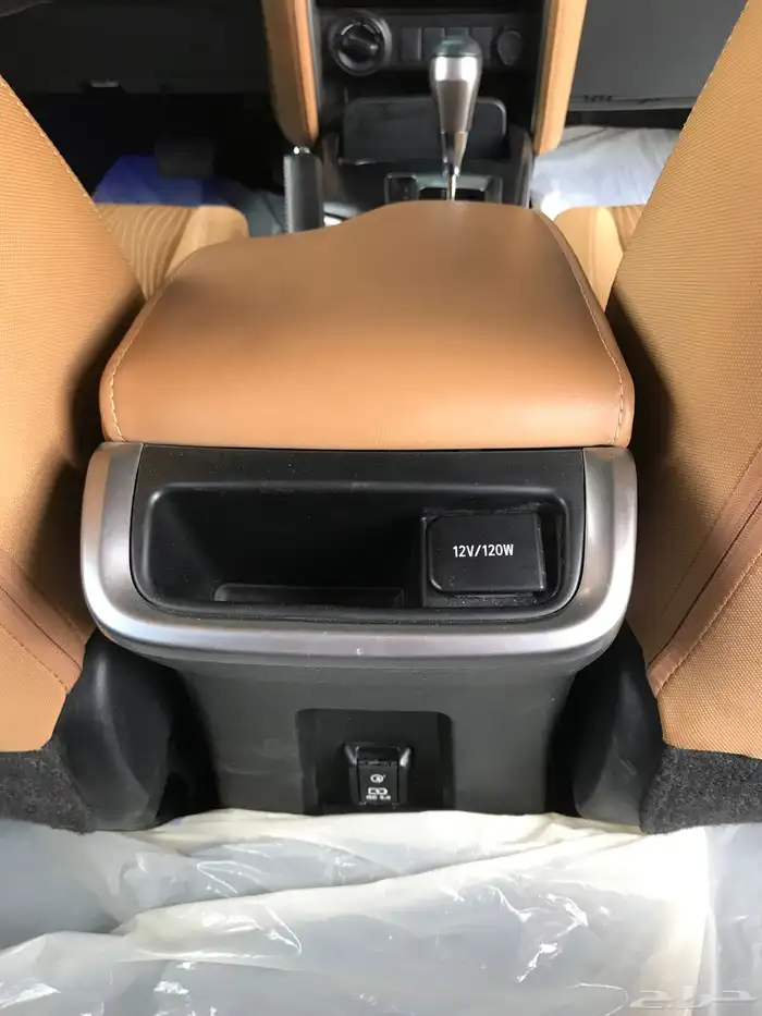 جيب فورتشنر VX1 موديل 2022 6 سلندر 18