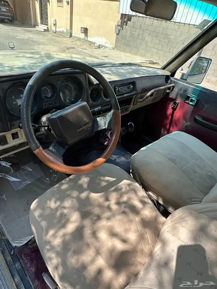 للبيع صالون 85 8