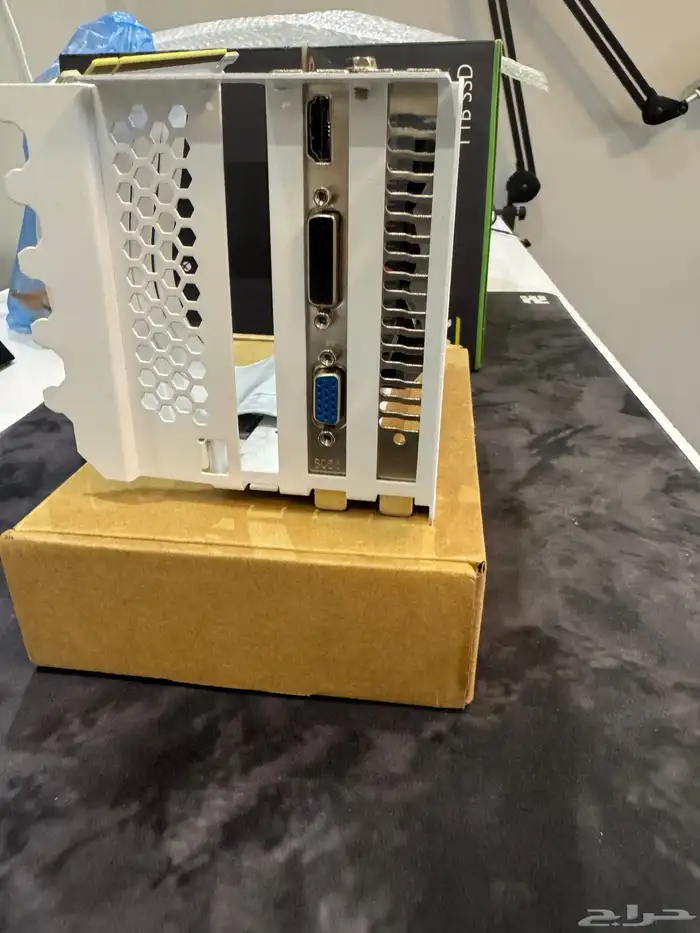 كرت شاشة gtx 1050 مع ستاند 0