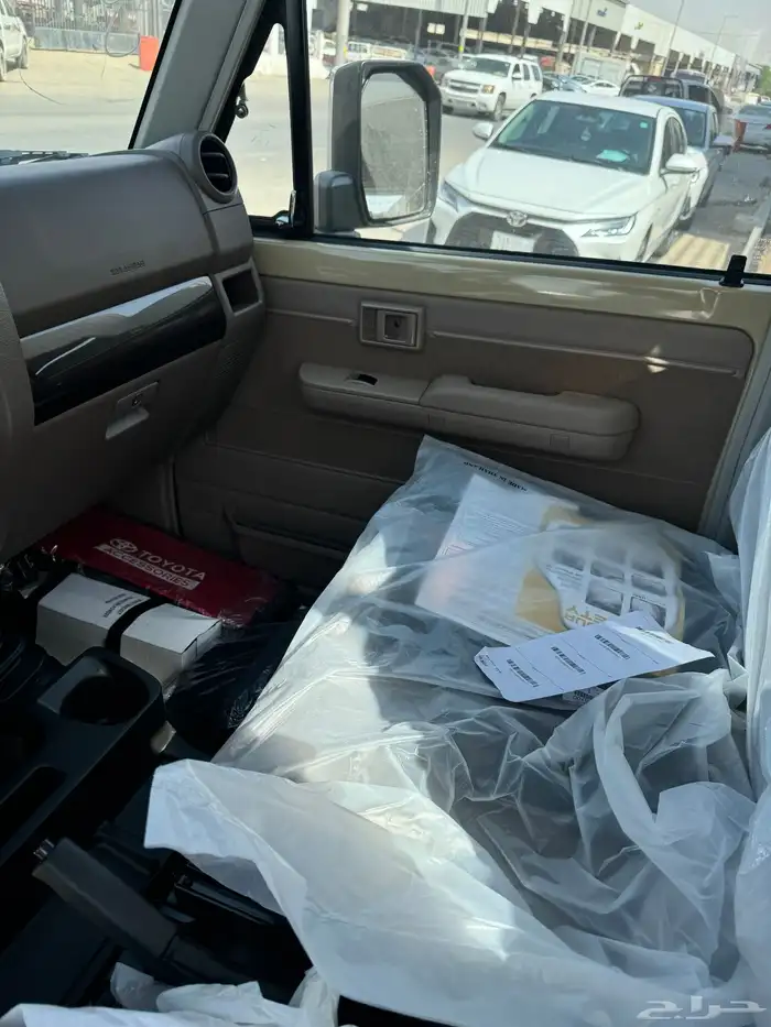 تويوتا شاص 2025 ديزل فل كامل رفرف قير عايدي سعودي جديد 8