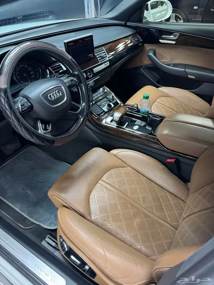 اودي A8 2016 للبيع اعلي فئة بحالة الوكالة تم تخفيض السعر 79