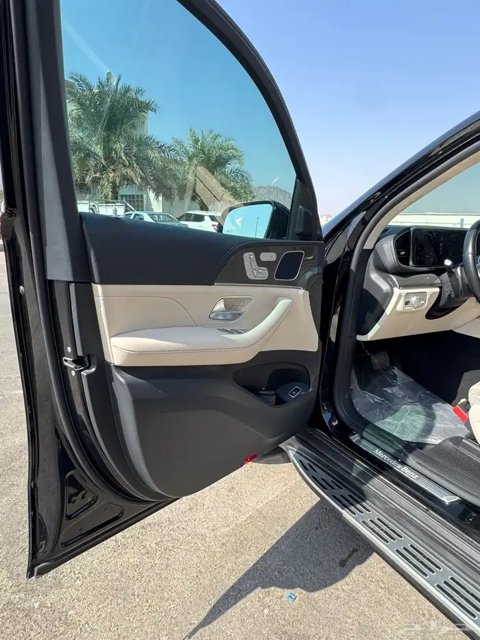 للبيع مرسيدس gle 2021 بحالة الوكاله ممشى 23 الف مالك اول 6