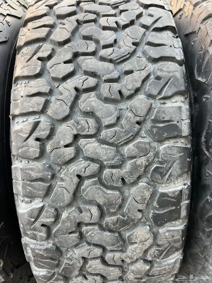 جنوط   ميتود اسود مقاس 17 مع كفرات حجرية تاريخ 23 جمس 36