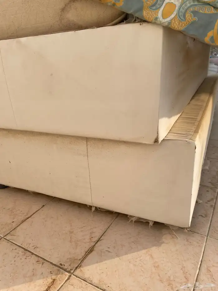 سريرين نفر نفر نظيف السعر 300  قابل للتفاوض 1