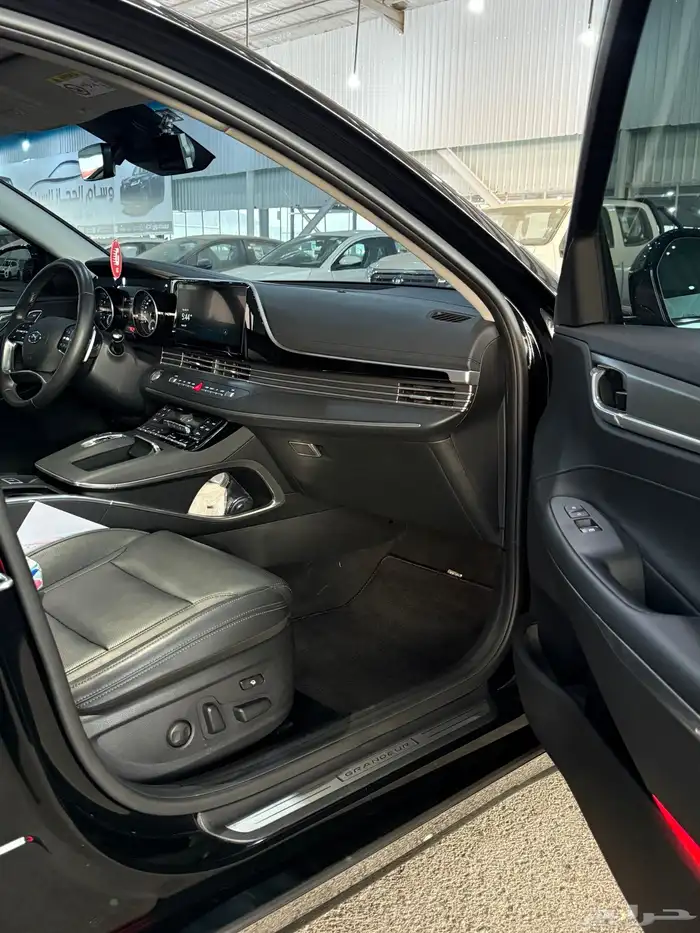 ازيرا 2022 بدي وكاله 6 سلندر 18