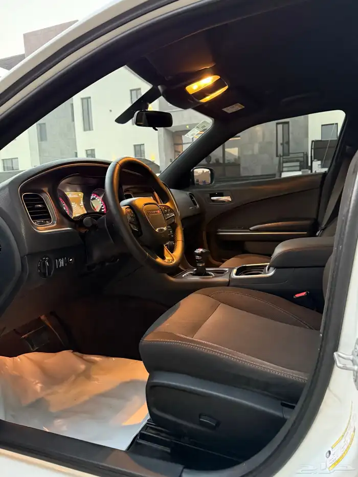 دوج تشارجر SXT 2018 23