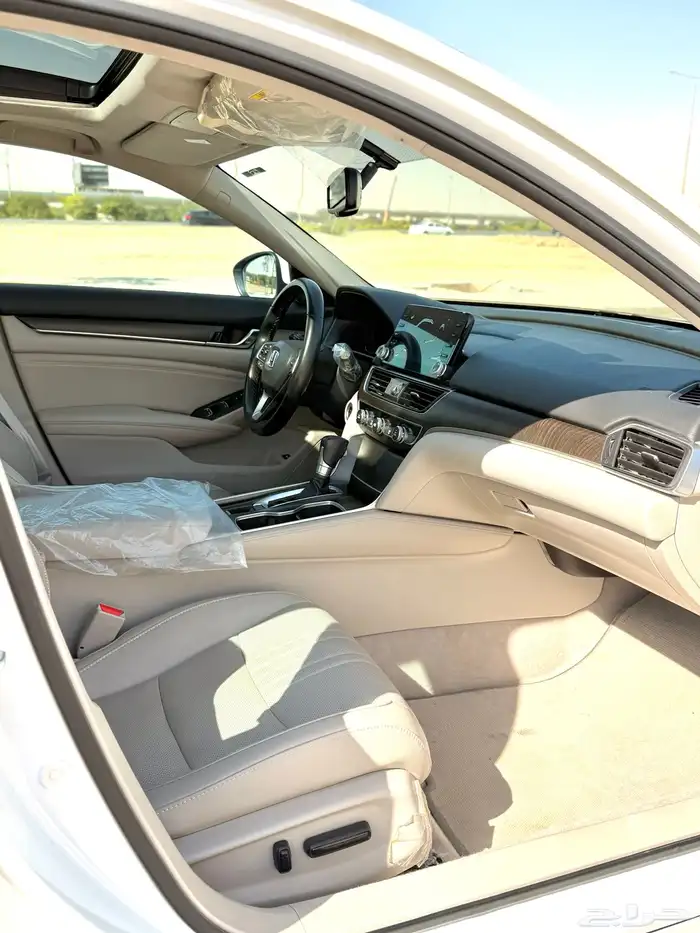 هوندا اكورد 2022 EX 10