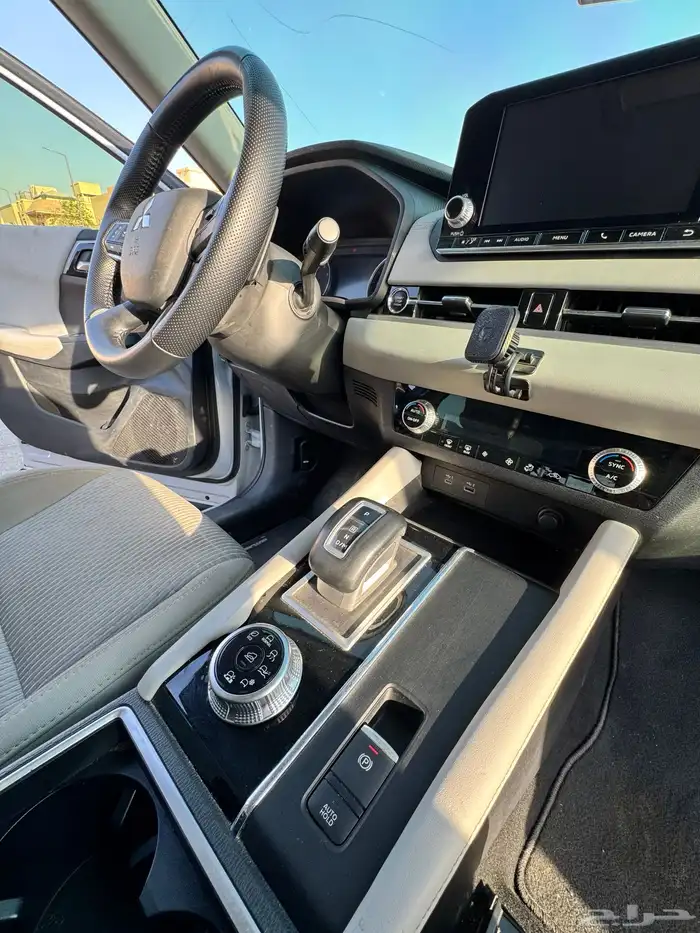 اوتلاندر 2023 الممشى 39000 10